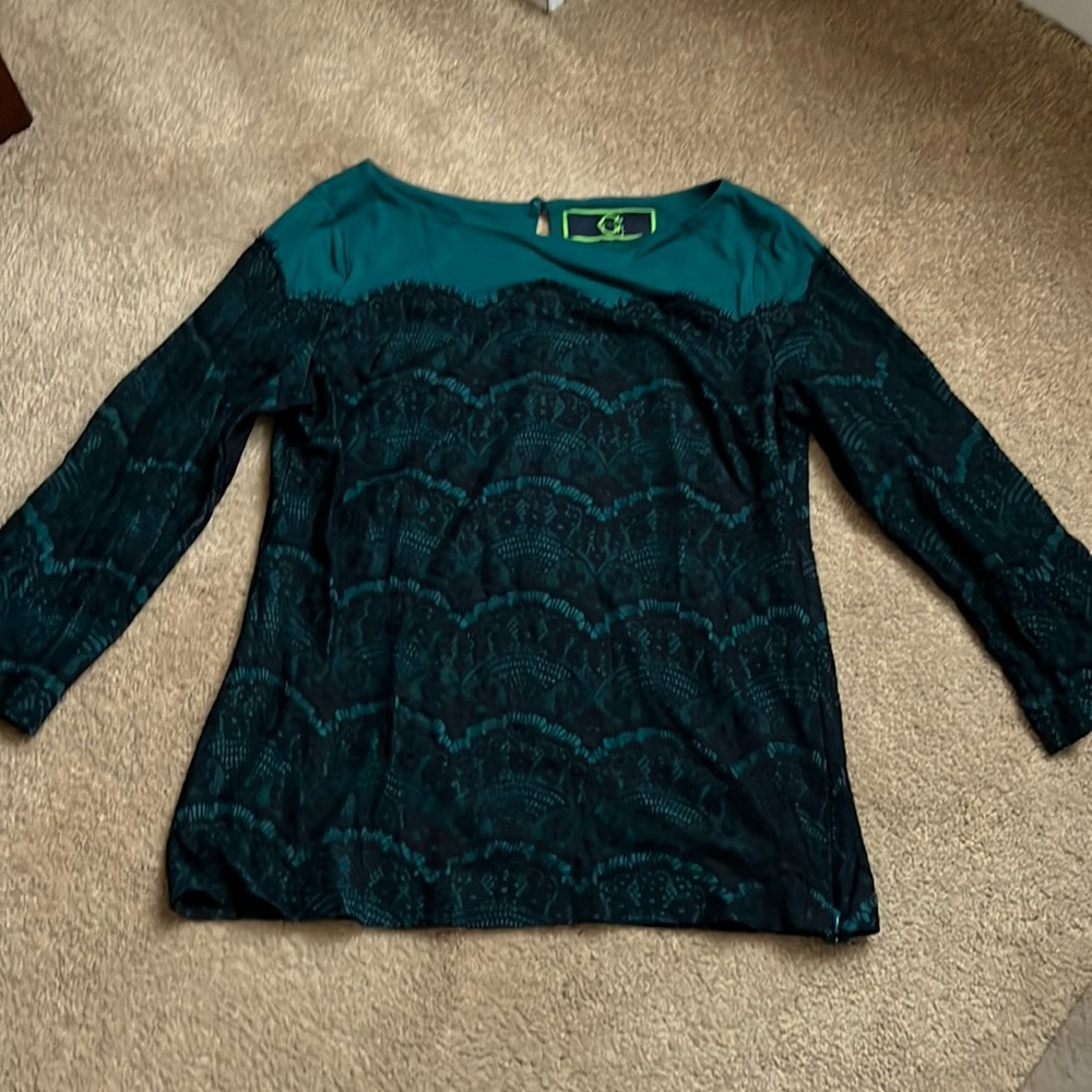 C. Wonder Classic green & black lace blouse with sipper closure Size small